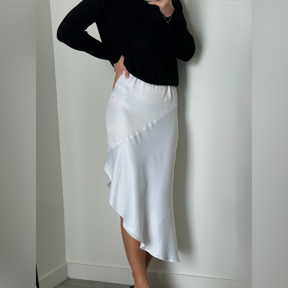 Zara White Asymmetrical Skirt